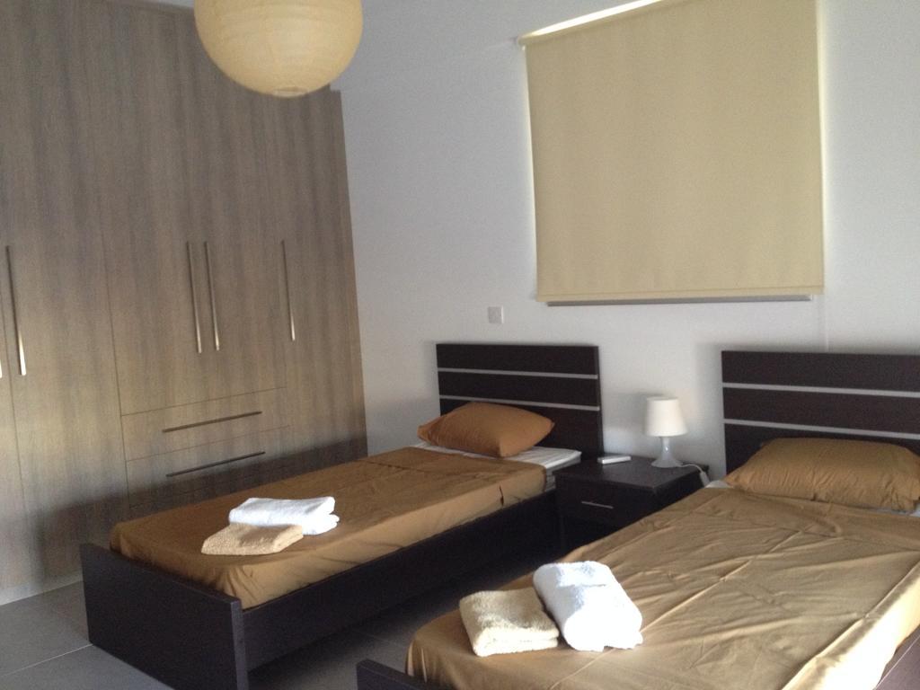 Niro Apartments Polis Szoba fotó
